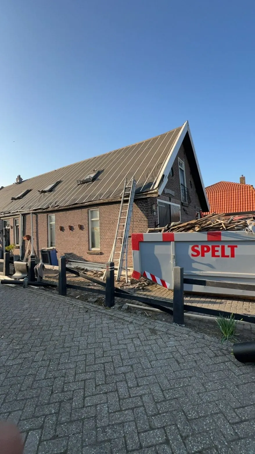 Dak gestript na lekkage
